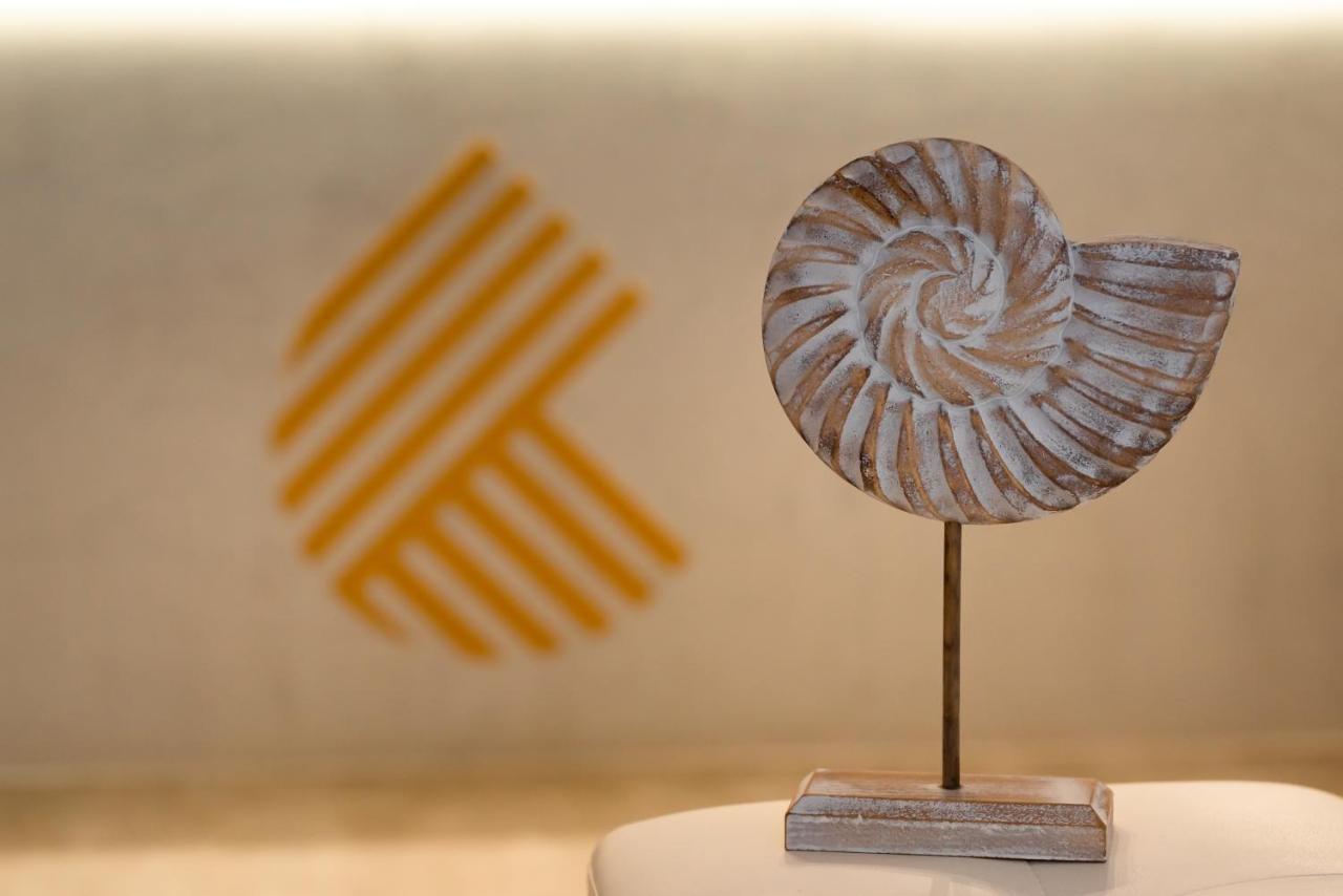 Kasteli Suites เปริโวลอส ภายนอก รูปภาพ